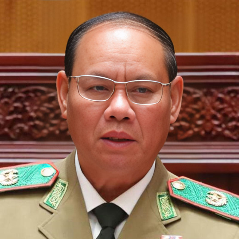 พล.ท. วิไล หล้าคําฟอง รองนายกรัฐมนตรี และ รมว. กระทรวงป้องกันความสงบ สปป. ลาว