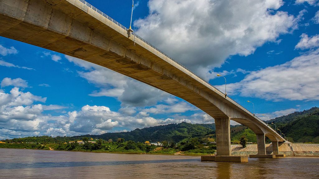 สะพานมิตรภาพไทย-ลาว แห่งที่ 4