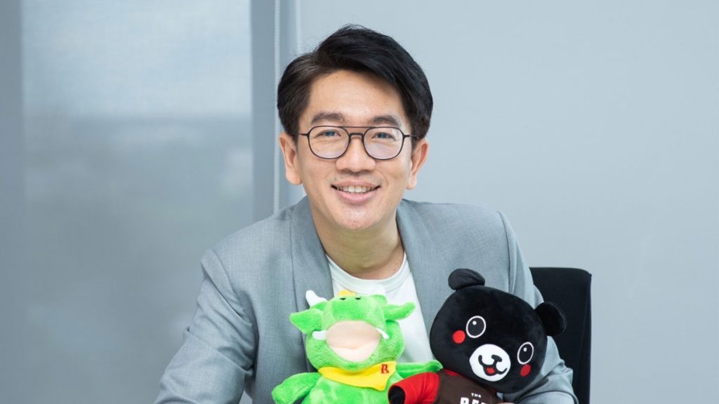 นายรัฐ ตระกูลไทย ประธานเจ้าหน้าที่บริหารฝ่ายการตลาด บริษัท ฟู้ดแพชชั่น จำกัด เจ้าของร้านปิ้งย่าง “บาร์บีคิวพลาซ่า”